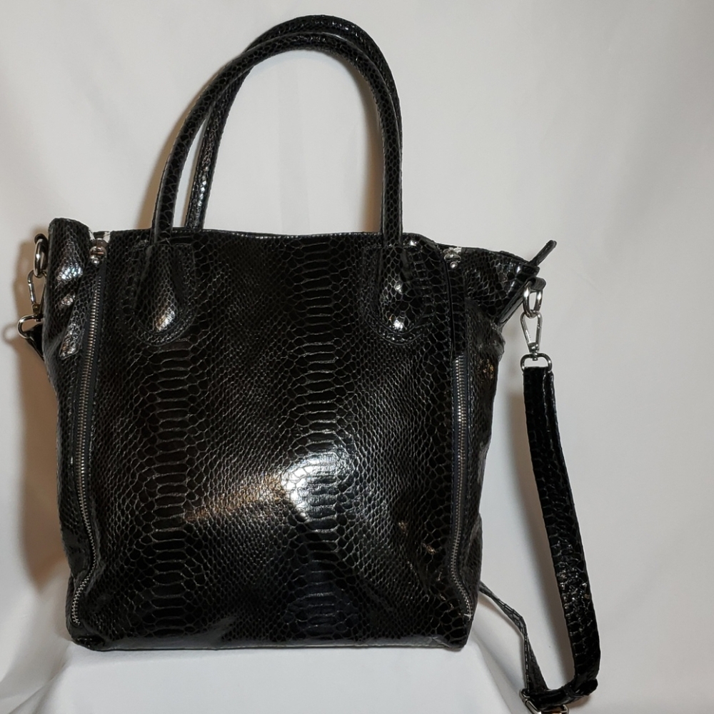 Never used Cache faux leather bag - Picture 2 of 4